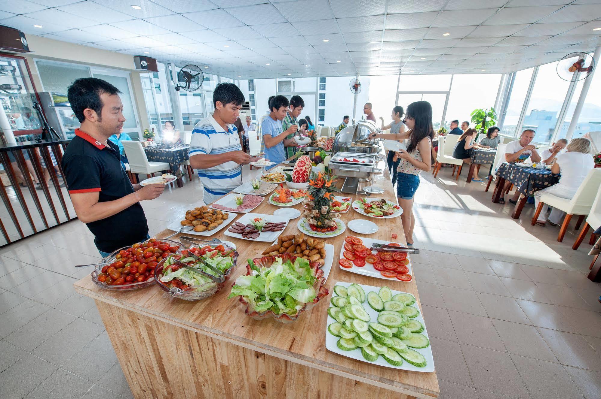 Palm Beach Hotel Nha Trang Eksteriør billede